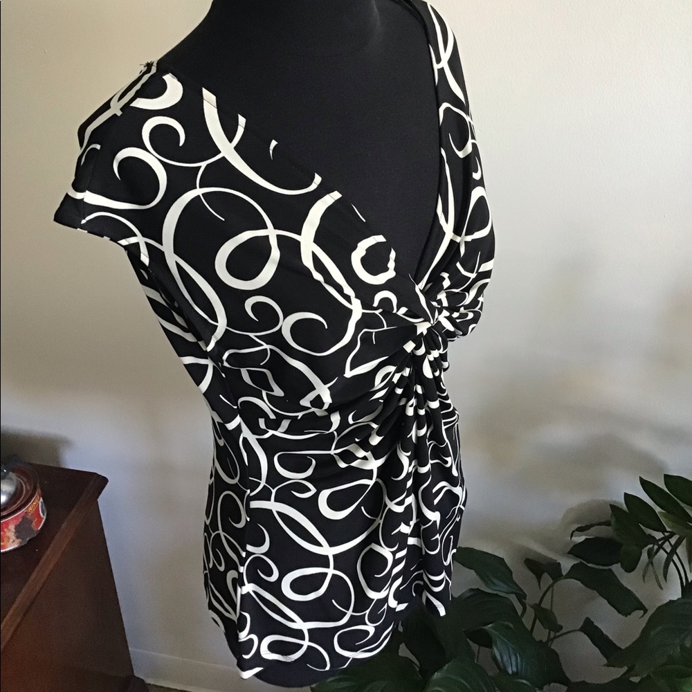 Cute 🥰 Top Won’t Stop ✋